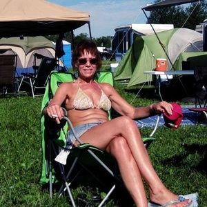 Meet your Posher, Melanie